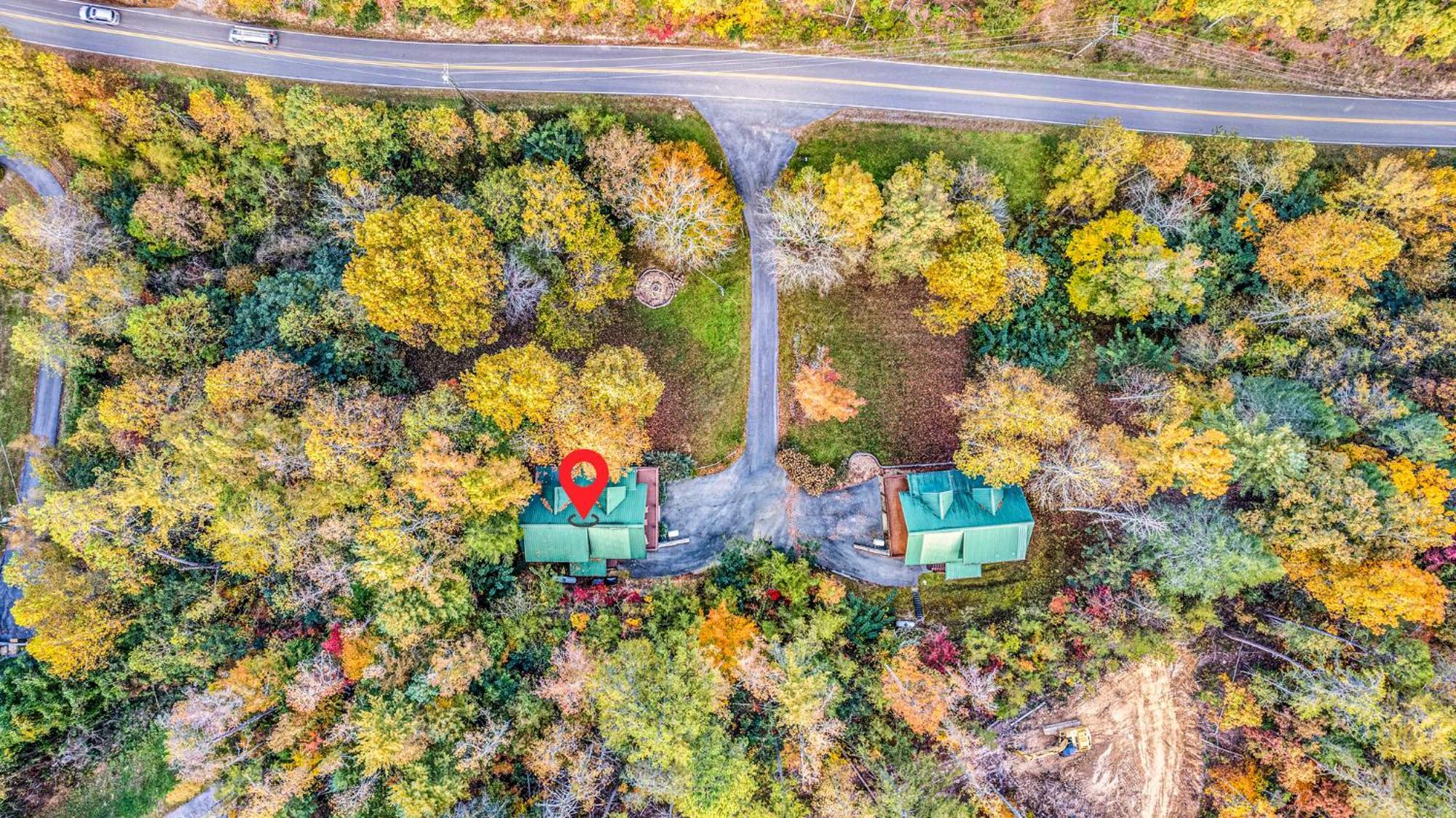 Relaxation Retreat - Pickleball Cabin - Wi-Fi, Fire Pit With Bar, Ev, Game Room, Hot Tub, Pool Access - Mins To Pf Sevierville Dış mekan fotoğraf